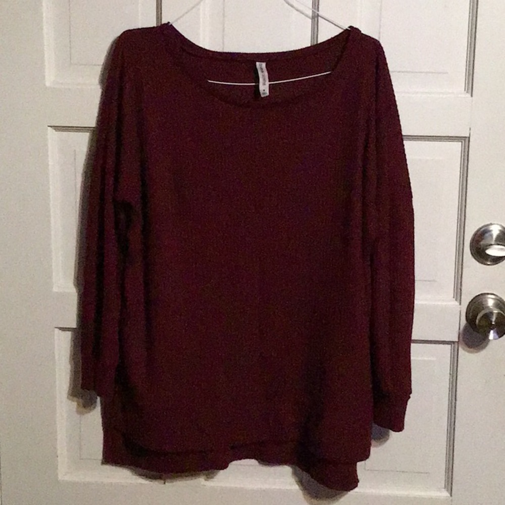 ZENANA OUTFITTERS WOMEN’S SWEATER